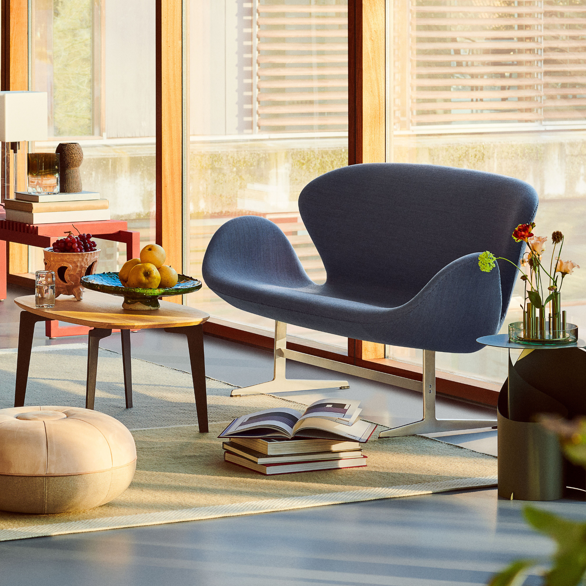 Swan Sofa